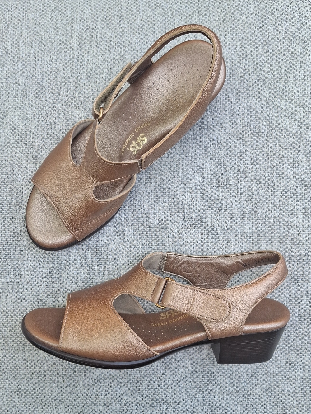 SAS Suntimer Metallic Bronze Comfort Sandals Women's Size 7 N
